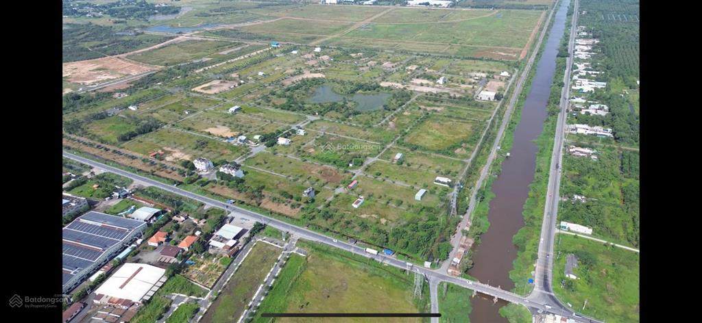 Nóng. 3 lô liền kề daresco mặt tiền đường n1tl8, kế tttm có 1  0  2, tổng dt 3 lô 420m2 giá tốt