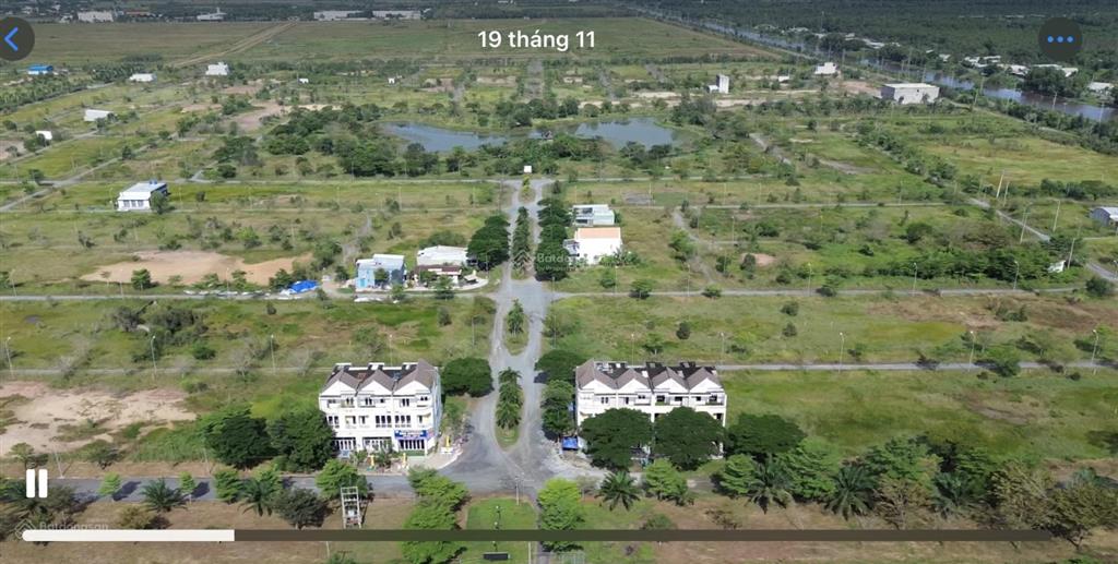 Nóng. 3 lô liền kề daresco mặt tiền đường n1tl8, kế tttm có 1  0  2, tổng dt 3 lô 420m2 giá tốt