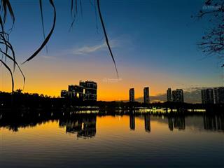 Cần bán liền kề ecopark, 80m2 giá bán nhỉnh 14 tỷ, sổ đỏ đầy đủ.  0932 560 ***