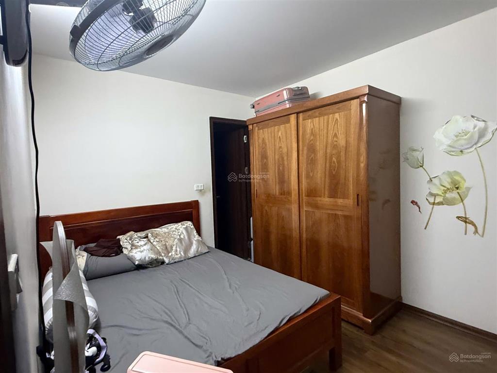 Căn 2 phòng ngủ tại tòa v7 the vesta phú lãm, nhà mới, chuyển nhượng luôn, 0867 627 ***