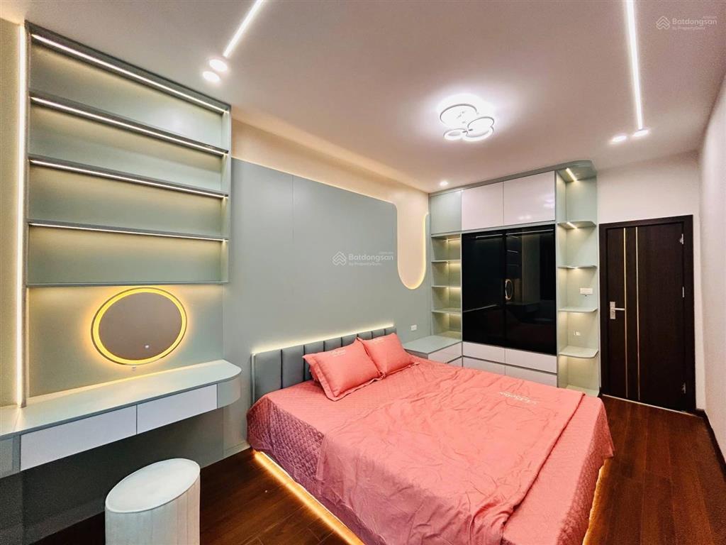 Bán nhà riêng tại quan hoa, phân lô quân đội ô tô đỗ cửa, giá 11,85 tỷ, 45 m2, nội thất đầy đủ