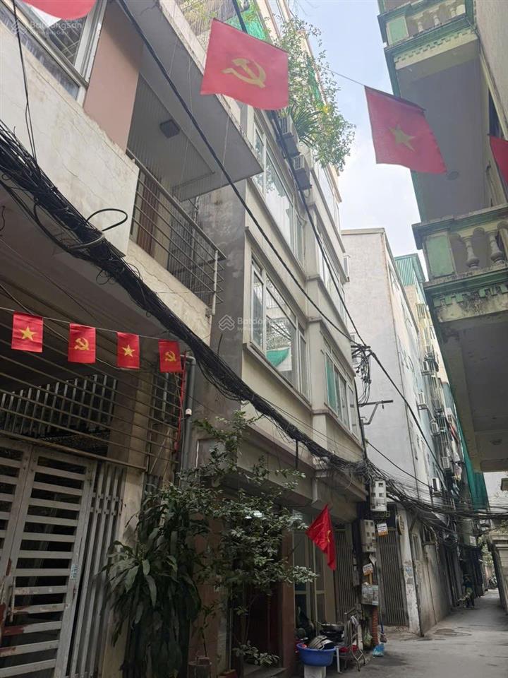 Bán nhà riêng tại quan hoa, phân lô quân đội ô tô đỗ cửa, giá 11,85 tỷ, 45 m2, nội thất đầy đủ