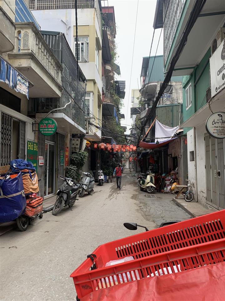 Bán nhà riêng tại quan hoa, phân lô quân đội ô tô đỗ cửa, giá 11,85 tỷ, 45 m2, nội thất đầy đủ