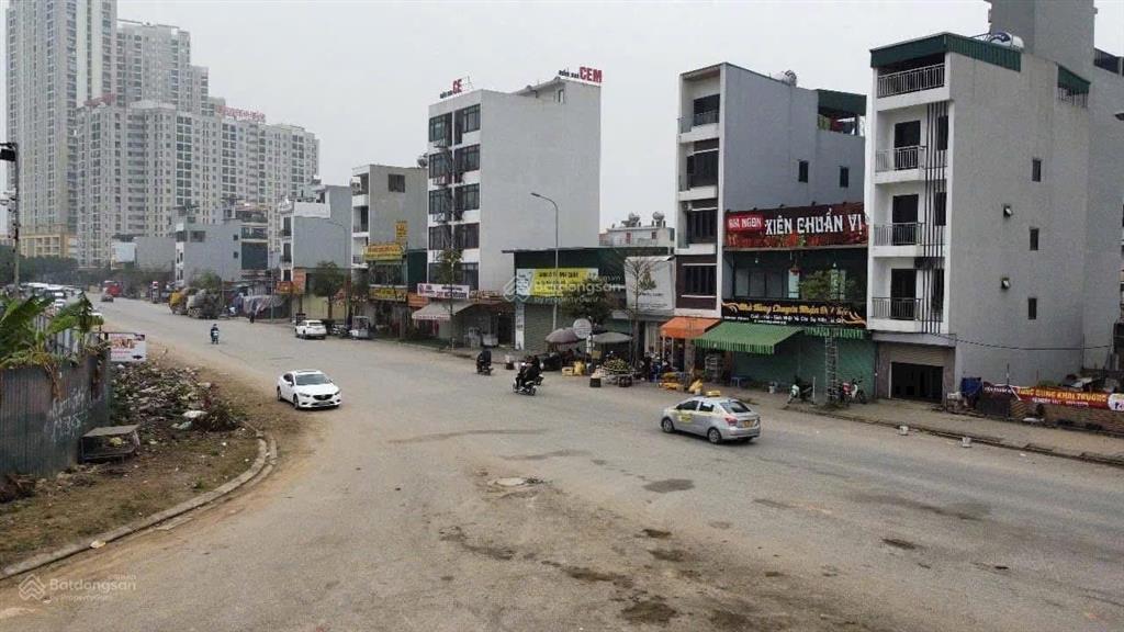 Cần bán lô góc 50 m, mt 14 m dịch vụ an thọ vị trí kinh doanh đối diện 10 toà chung cư, k lỗi lầm