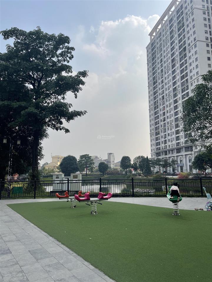 Chính chủ bán gấp bt đẹp hateco apolo, nam từ liêm. 180m2, 5 tầng, mt 10m. view hồ, hơn 60 tỷ