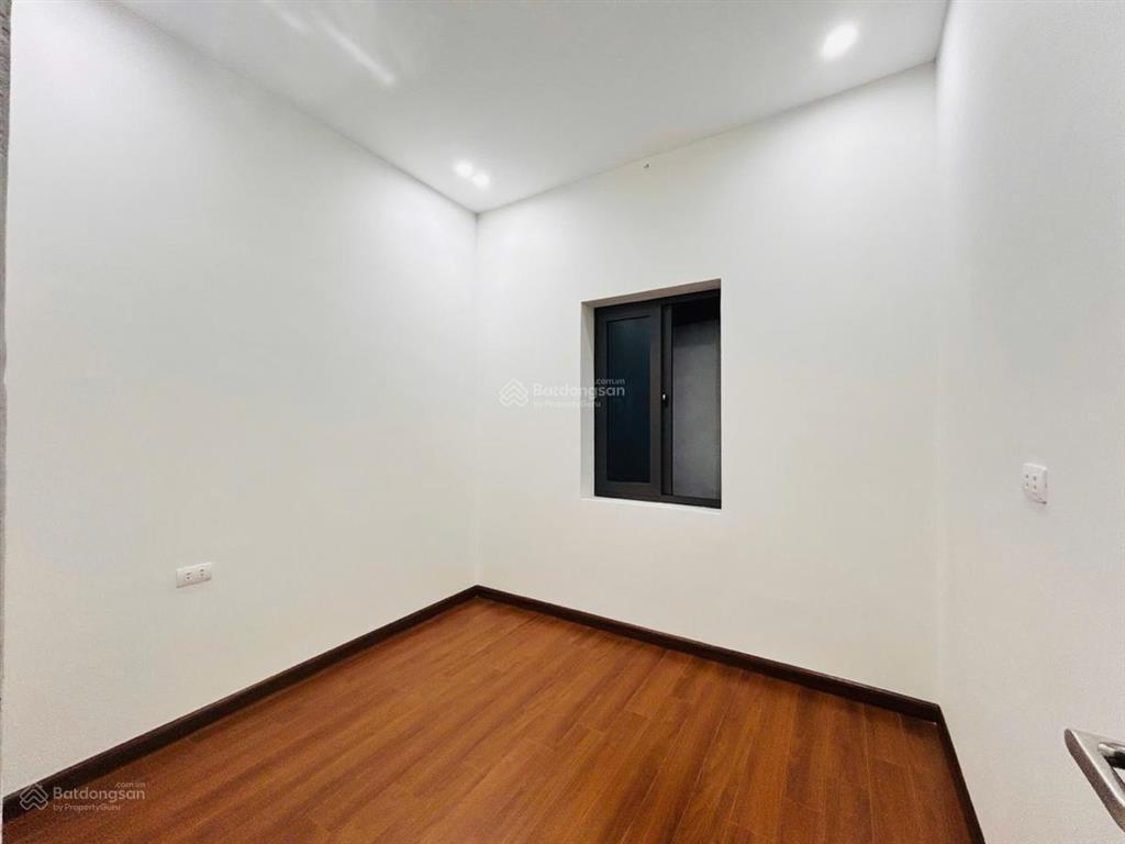 Bán gấp nhà phố quan nhân, thanh xuân . 38m 4 tầng, 4 ngủ. nhà 2 thoáng , nội thất đẹp, nhỉnh 8 tỷ