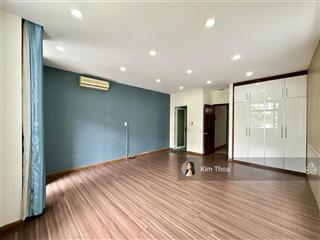 Tầng 2 (5x15m sàn)~65m2 thoáng mát, sẵn 2 phòng ở vạn phúc, thang máy máy lạnh, hầm xe. chỉ 11tr