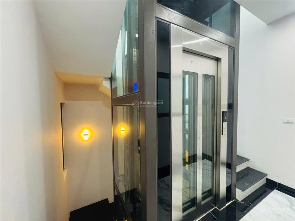 Cho thuê sh mặt đường phù hợp làm văn phòng, trường học, trụ sở công ty. hỗ trợ miễn phí