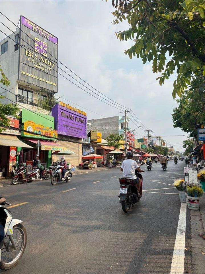 Ngã tư thủ đức  khu vip  hẻm ô tô  nhà đẹp 2 tầng, 45m2  5,8 tỷ