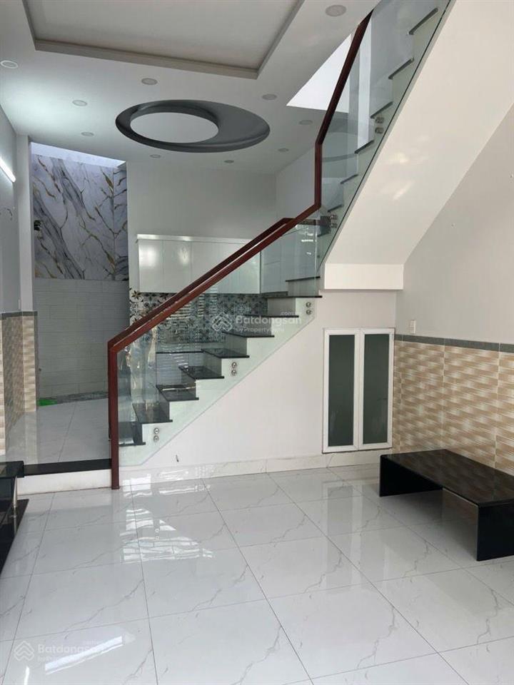 Ngã tư thủ đức  khu vip  hẻm ô tô  nhà đẹp 2 tầng, 45m2  5,8 tỷ