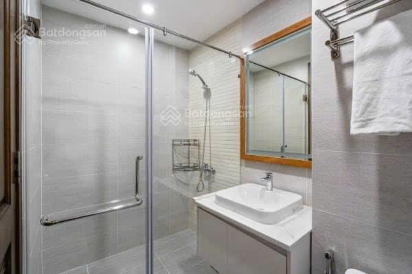 Căn hộ studio full nội thất cao cấp, ban công lớn võ văn tần, quận 3 gần hồ con rùa