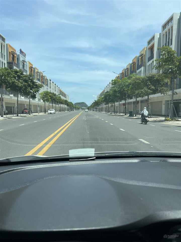 Lô góc đường 10m5 siêu hiếm khu nam hoà xuân (8x20m) 160m2 giá gốc cđt