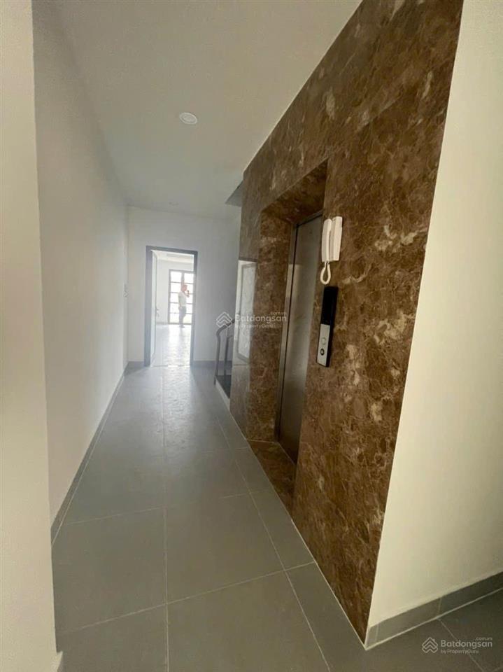 Nguyên căn mặt tiền nguyễn văn lượng khu cityland park hills gò vấp5 tầngthang máymáy lạnh