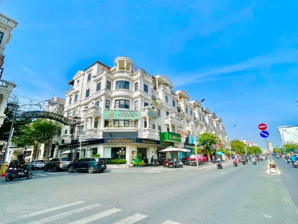 Nguyên căn mặt tiền nguyễn văn lượng khu cityland park hills gò vấp5 tầngthang máymáy lạnh