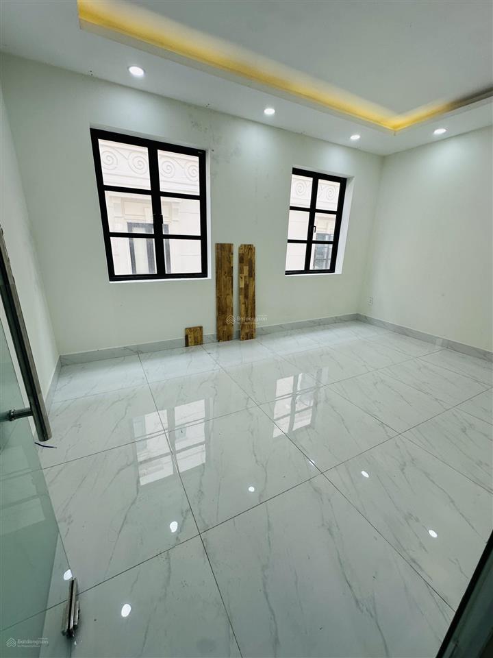 Nguyên căn nhà phố cityland park hills p.10 gò vấp, 5*20m, 1 hầm 4 lầu, full máy lạnh, giá 42 triệu