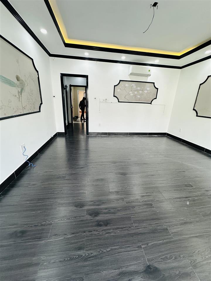 Nguyên căn nhà phố cityland park hills p.10 gò vấp, 5*20m, 1 hầm 4 lầu, full máy lạnh, giá 42 triệu