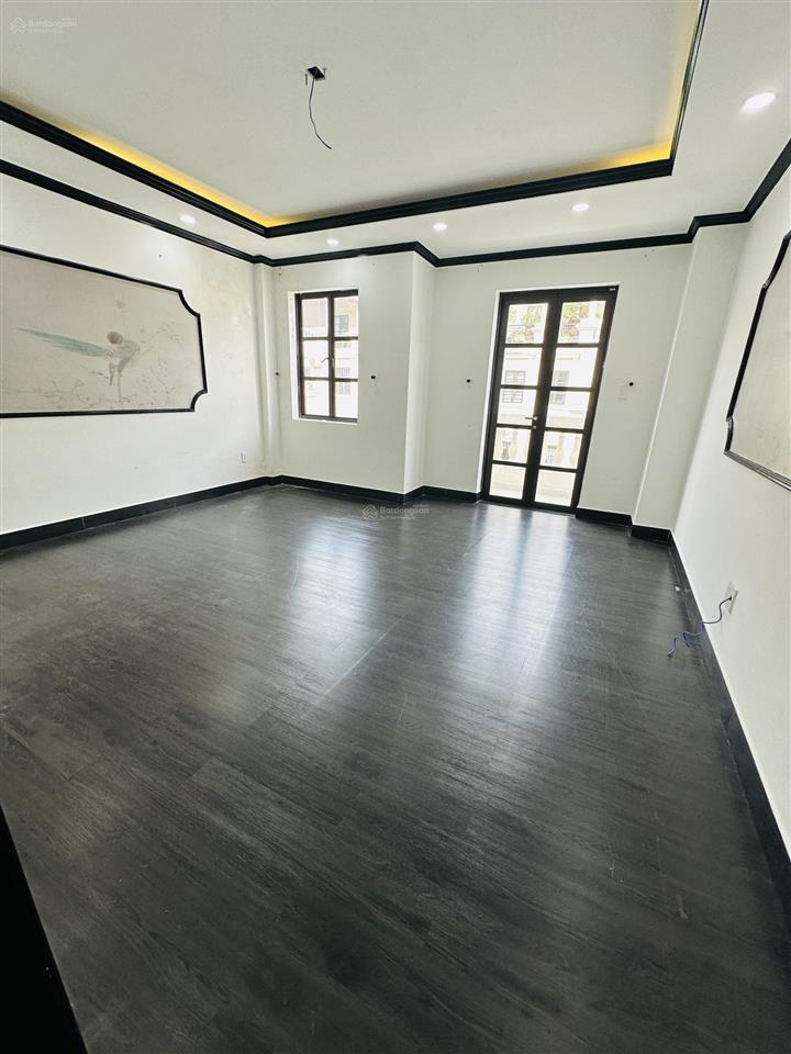 Nguyên căn nhà phố cityland park hills p.10 gò vấp, 5*20m, 1 hầm 4 lầu, full máy lạnh, giá 42 triệu