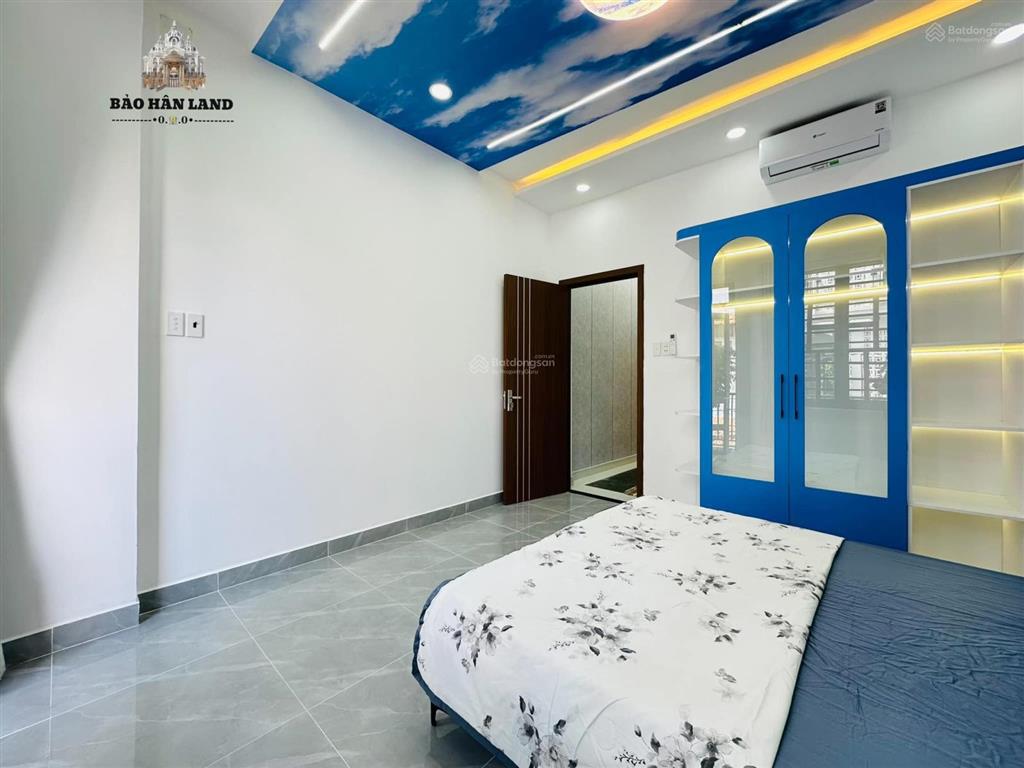 2 tỷ 250  cô ba long an cần bán gấp nhà hồ biểu chánh phú nhuận dt 50m2, pháp lý chuẩn chỉnh