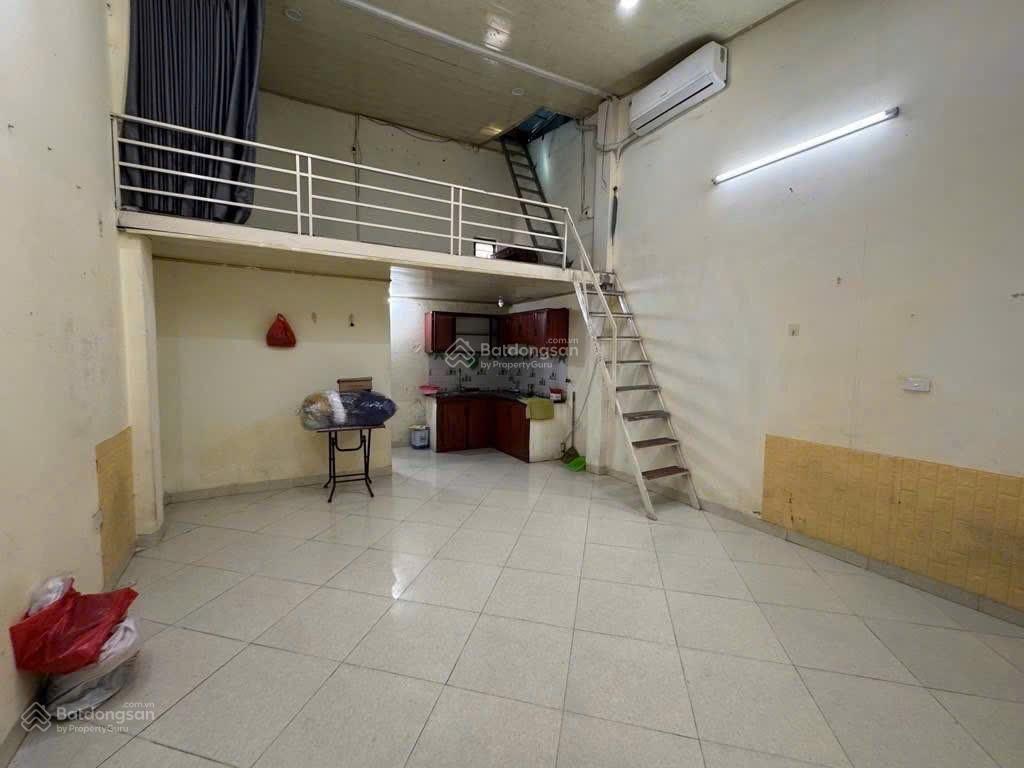 Bán đất tặng nhà c4 30m mặt tiền 4,5m ngõ 2m giá dưới 5 tỷ nói không với quy hoạch sổ đỏ sẵn