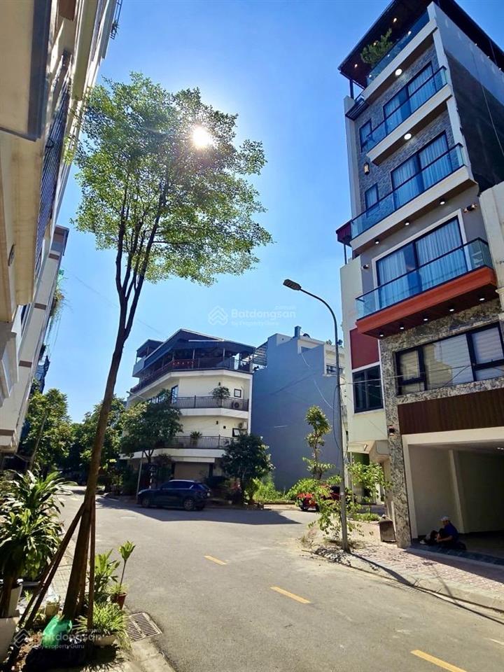 Bán nhà đẹp tđc ngọc thuỵ, phân lô vỉa hè ô tô tránh 52m2 7 tầng thang máy giá 25,8 tỷ, sổ đỏ sẵn