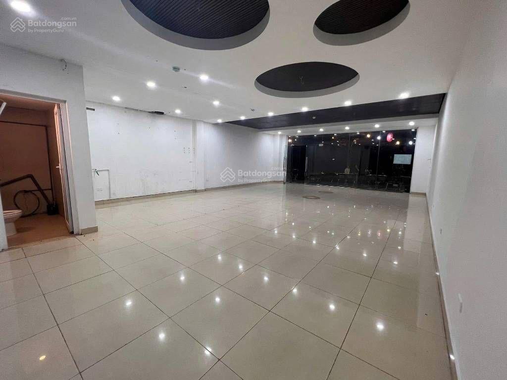 Bán shop chân đế mặt đường mai chí thọ no08 hai mặt tiền 8m diện tích 83m2 đang cho thuê 20tr/th
