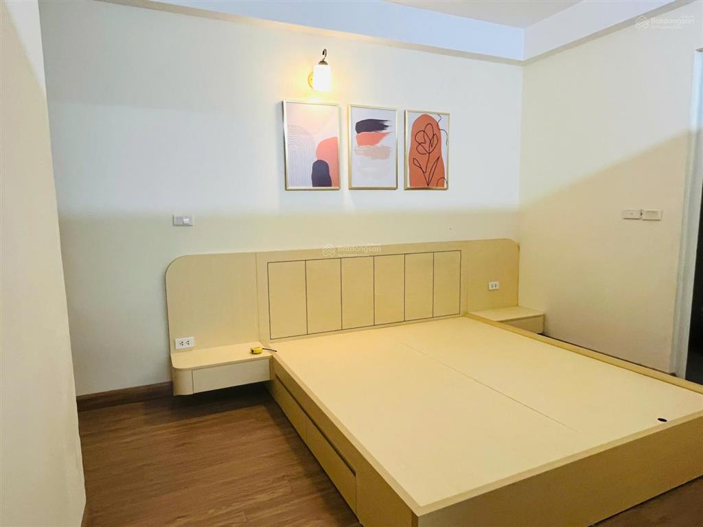 Bán căn hộ chung cư tòa south building kđt pháp vân dt 61m2 sổ đỏ 2 p ngủ 2wc, full nội thất