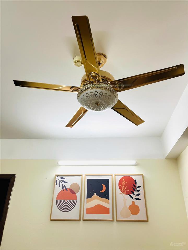 Bán căn hộ chung cư tòa south building kđt pháp vân dt 61m2 sổ đỏ 2 p ngủ 2wc, full nội thất