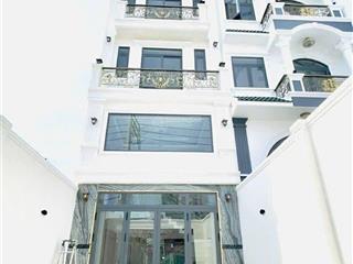 Nhà cực đẹp ngay gigamall tặng full nội thất chỉ hơn 10 tỷ