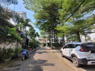 Hẻm 6m bờ bao tân thắng đối diện công viên, gần aeon mall  4mx20m  đúc 3.5 tấm  nhà đẹp ở ngay !