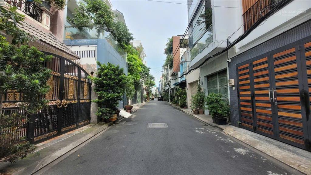 Hẻm 6m thông tân sơn nhì. khu dân trí gần công viên. 5.2mx22.5m| 117.5m2. nhà 2 lầu st  15.6 tỷ tl