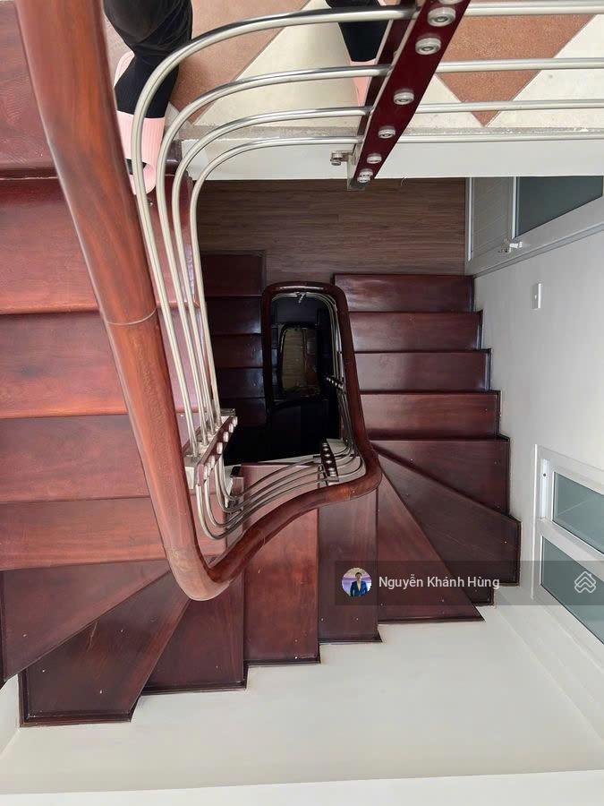 Bán nhà riêng phố giang văn minh, dt 46m2 x 5, mt 5.2m, 15m ô to tránh, 50m ra phố, giá 12,55 tỷ