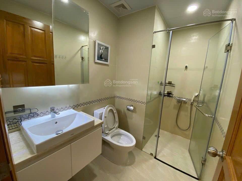 Bán ch tản đà court p. chợ lớn dt 86m2, 2pn, 2wc, tặng nt, lầu cao, có bancon. giá bán  4.8 tỷ tl