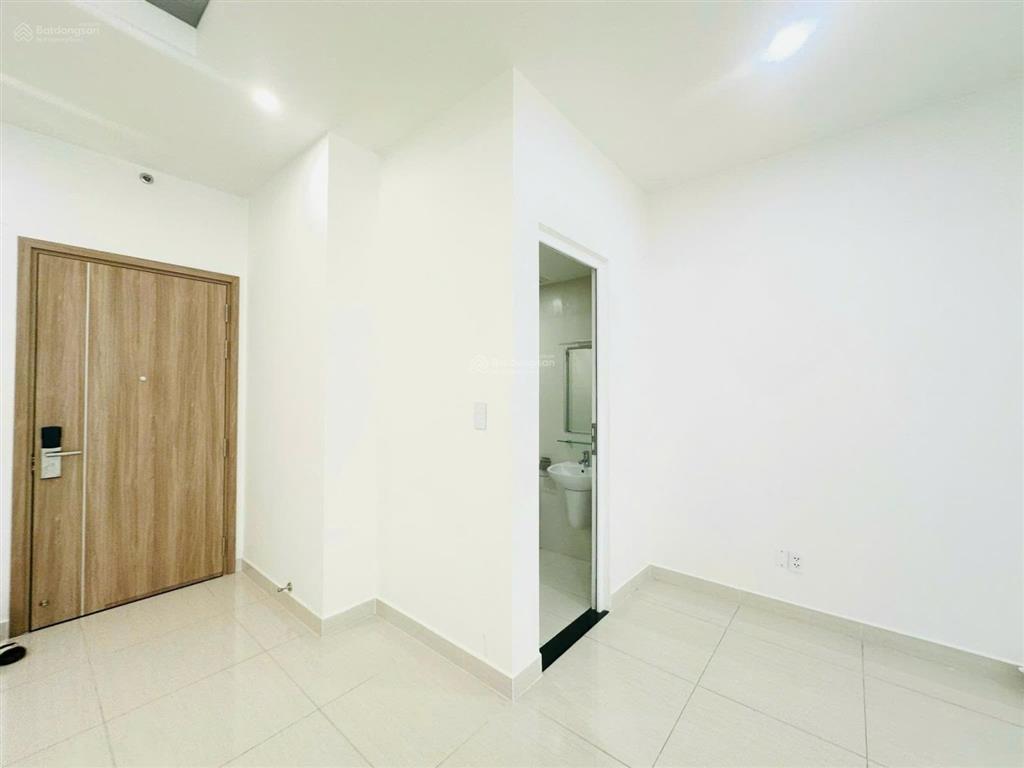 Cần bán căn officetel có thể và làm văn phòng, tầng 4 chung cư lavita charm  0931 272 ***