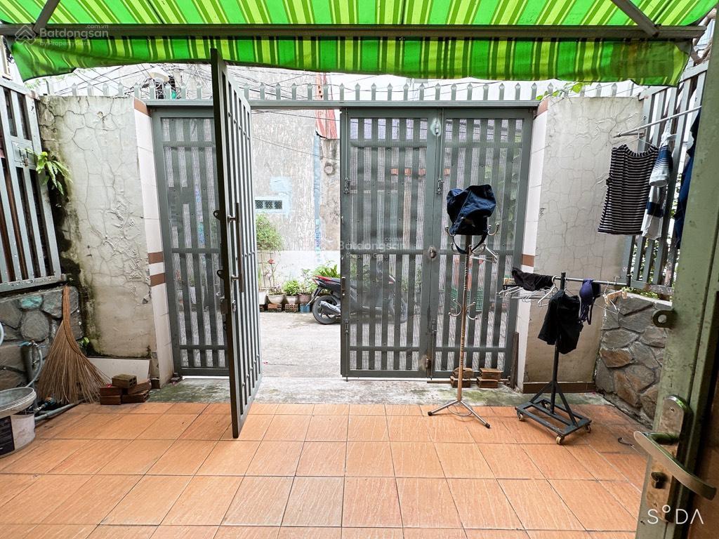 Nhà 2 tầng 100m2. hxh 1 trục 40m ra đường dương đình hội, phước long b q9. 8 tỷ tl