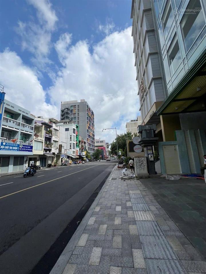 Bán building văn phòng mt nguyễn bỉnh khiêm, quận 1  dt 2092 sàn  2 hầm 9 tầng  giá 395 tỷ