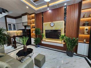 Cần bán gấp giảm 100tr còn 6.2 tỷ có ngay nhà đẹp phố thanh lân  hoàng mai, nội thất đẹp