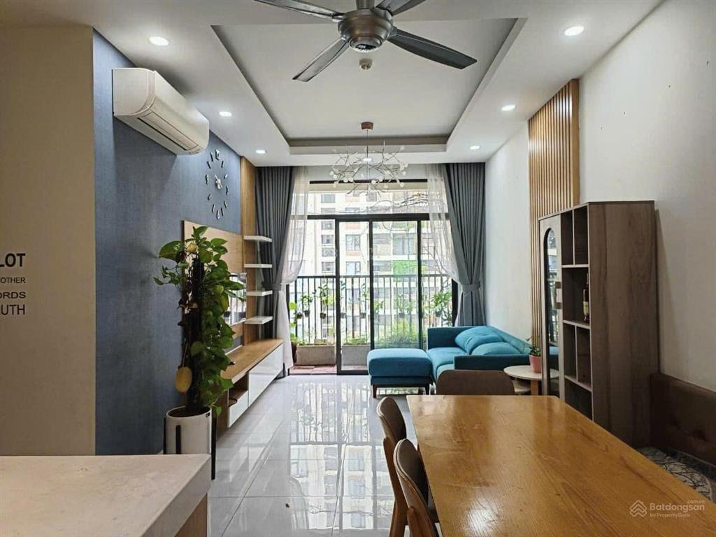 Kẹt tiền cần bán gấp chung cư screc tower 76m2 2pn2wc 2ty350 triệu