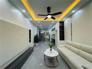 Bán căn nhà trên phố tôn đức thắng, 39m2, 6 tầng thang máy, ô tô đỗ cửa, giá nhỉnh 13,3 tỷ