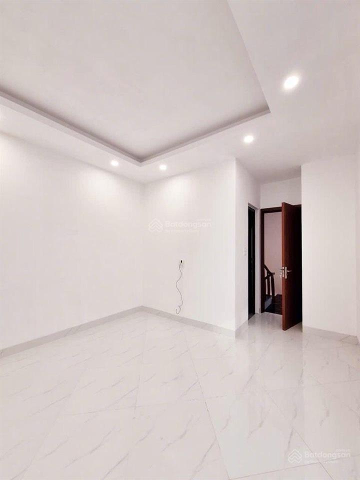 Nhà phố lĩnh nam 60m2 3 tầng, sổ đỏ chính chủ, nhỉnh 6 tỷ