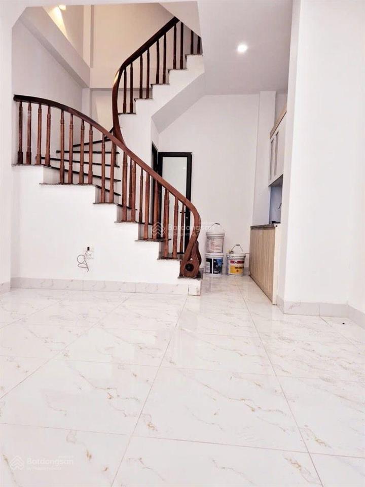 Nhà phố lĩnh nam 60m2 3 tầng, sổ đỏ chính chủ, nhỉnh 6 tỷ