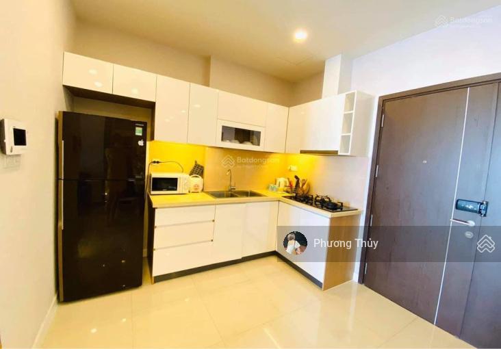 Hạ giá 300 triệu bán nhanh, ch screc tower q. 3, giá 1 tỷ 720 dt76m2, 2pn2nvs, nội thất cơ bản shr