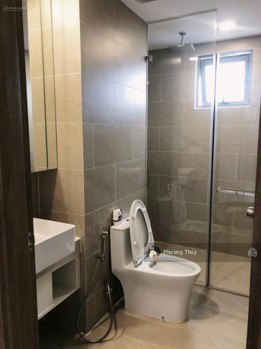 Hạ giá 300 triệu bán nhanh, ch screc tower q. 3, giá 1 tỷ 720 dt76m2, 2pn2nvs, nội thất cơ bản shr