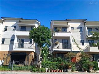 Shophouse 100m2 sổ chính chủ  vừa kinh doanh vừa ở  cho thuê 20 triệu/ th  centa riverside.