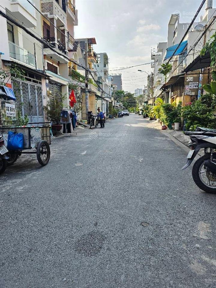 Mặt tiền đường số  trung tâm quận 7  3,5x25m  kế bên trường lê thánh tôn  giá 10 tỷ