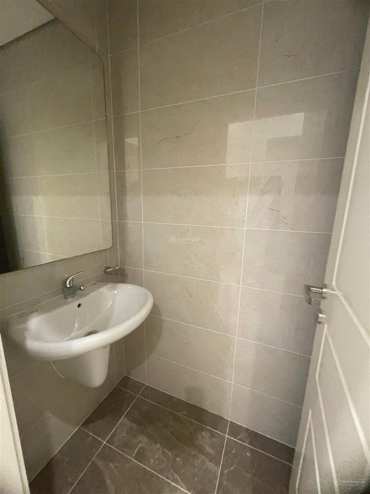 Vin3 tôi cho thuê căn lk 78m2, 10tr/tháng, đầy đủ nội thất, bếp, sofa, bàn ăn, giường, điều hoà