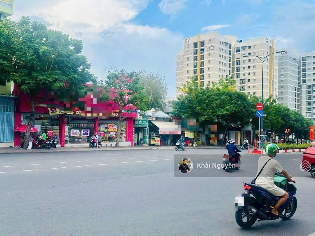 Bán quỹ đất 3000m2 mặt tiền lê văn việt  tp thủ đức. xây dựng 3 hầm 15 tầng  giá 370 tỷ tl