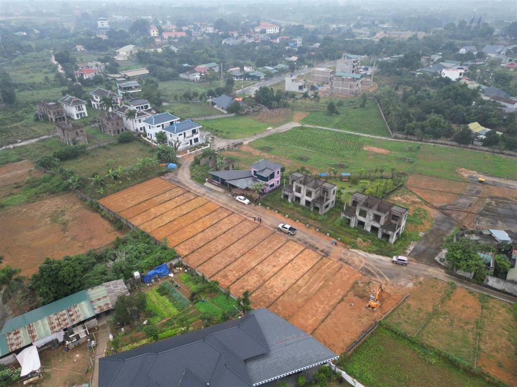 Chủ cần bán khu phân lô tại nhuận trạch, lương sơn, hòa bình