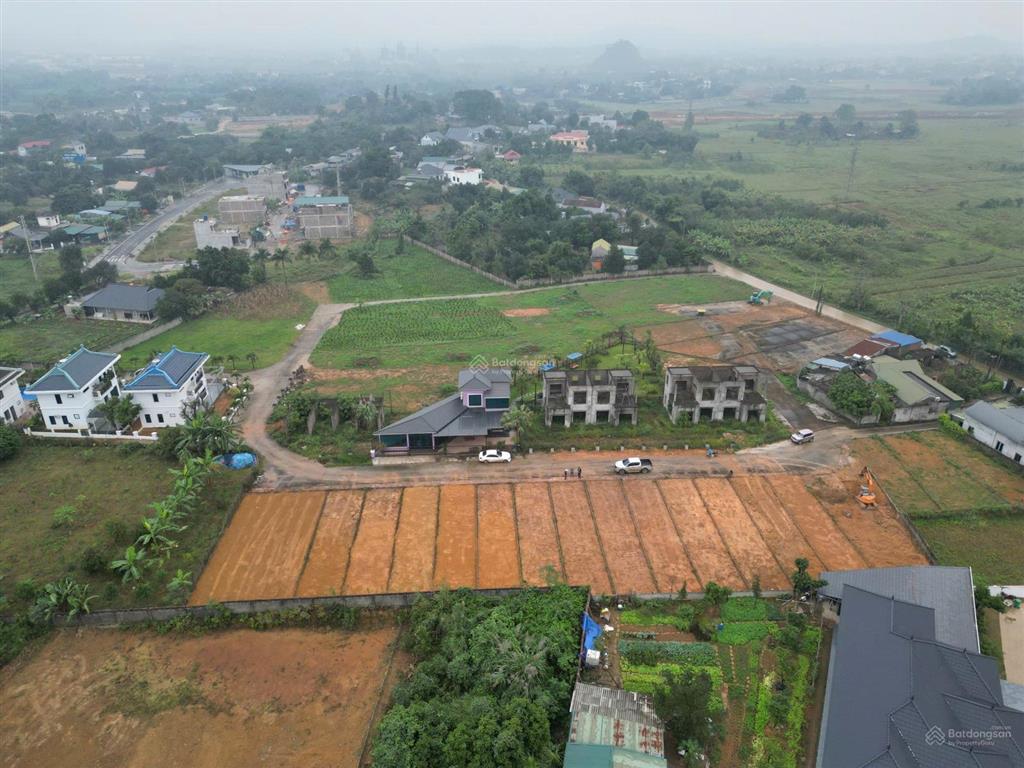 Chủ cần bán khu phân lô tại nhuận trạch, lương sơn, hòa bình