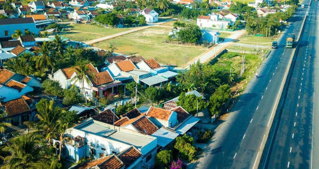 Bán đất nền sổ đỏ bắc vân phong  thổ cư 100%, giá chỉ 9 triệu/m² phù hợp an cư và đầu tư