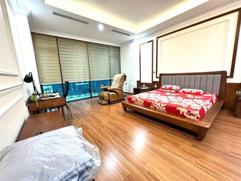 Bán tòa phân lô 6 tầng nguyễn thị địnhđỗ quang. thang máy, 2 thoáng. sát phố. dt 83m2x6t. 29,5 tỷ.